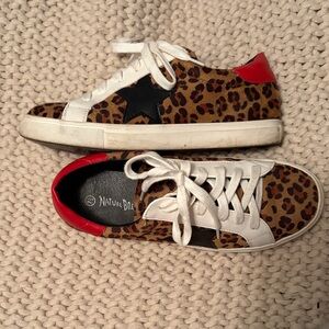 Nature Breeze Leopard Sneakers with Black Star and Red Heel